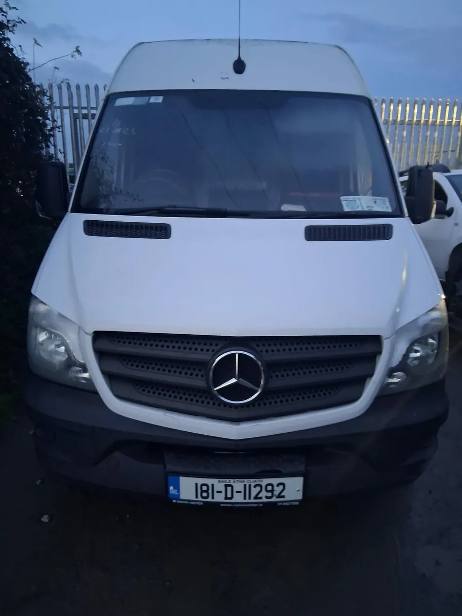 .Mercedes sprinter LWB 2018 Light rear fire damage - Image 1