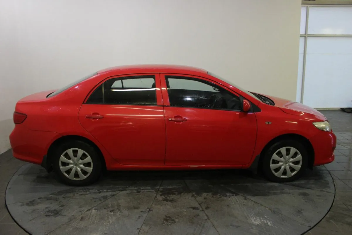 Toyota Corolla 1.4 D-4D 4Dr Terra - Image 3