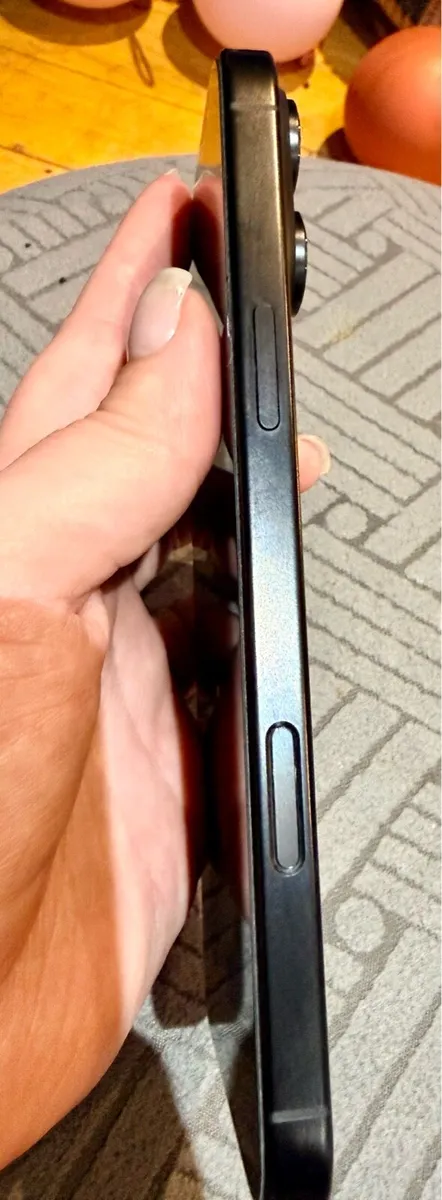 iPhone 16 Pro Max 256GB Black Titanium - Image 3