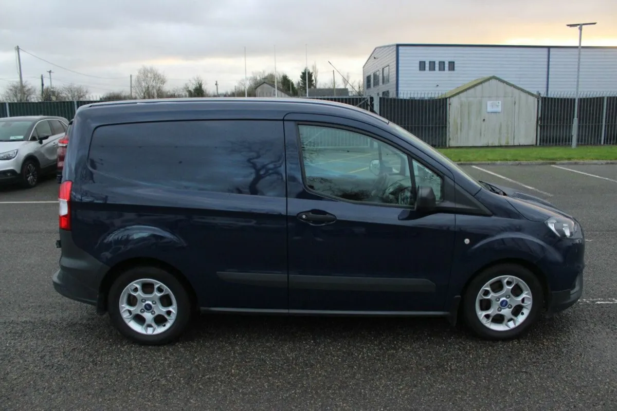 Ford Transit TRANSIT 3DR BASE 1.5 75BHP  2DR - Image 2