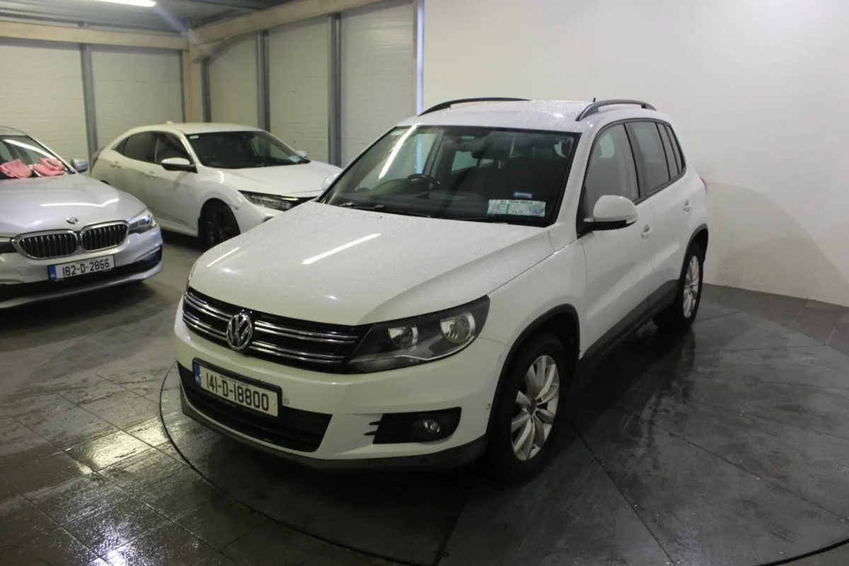 Volkswagen Tiguan 2.0 TDI 110BHP LIFE & LEISURE - Image 4