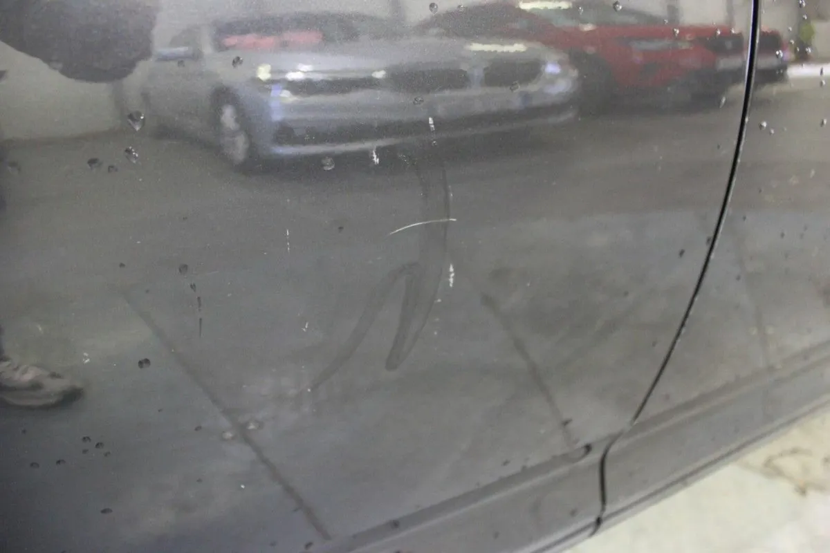 Volkswagen Passat 2.0 TDI 150HP SE BUSINESS BMT - Image 4