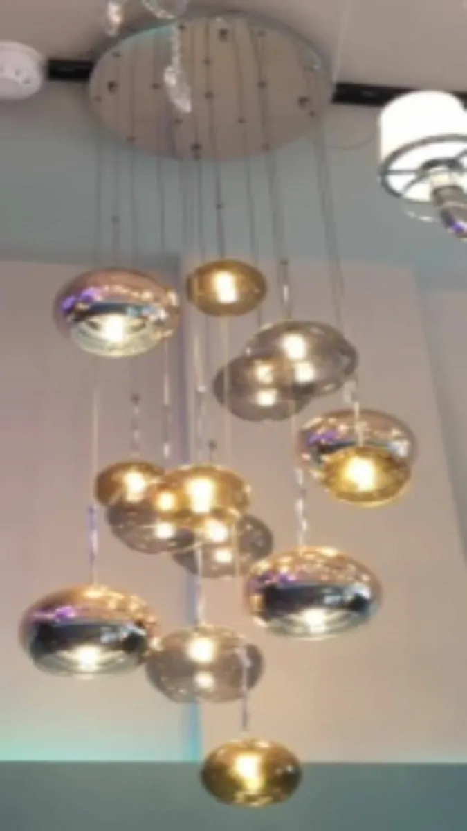 JOB LOT 6 Wire Ball Chandelier - Image 1