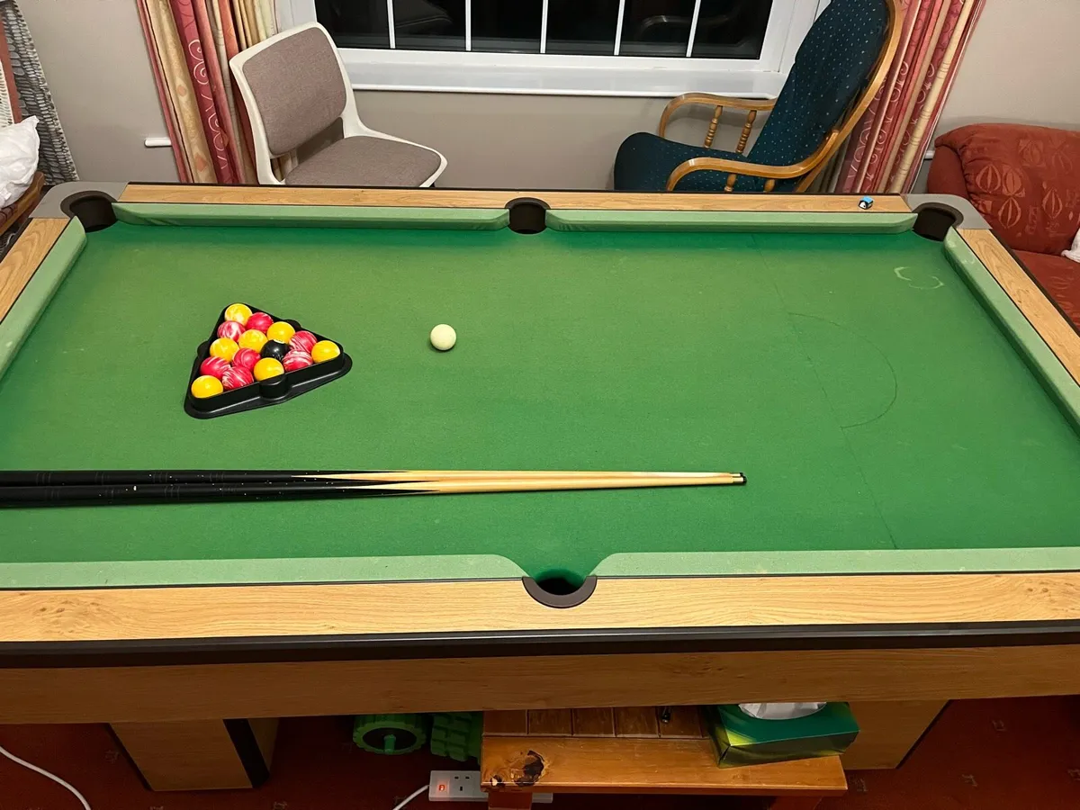 Pool table - Image 2