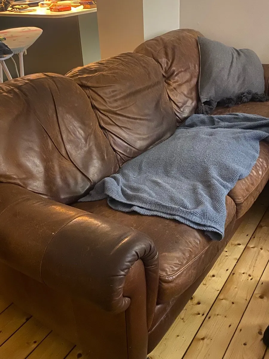 3 seater leather couch