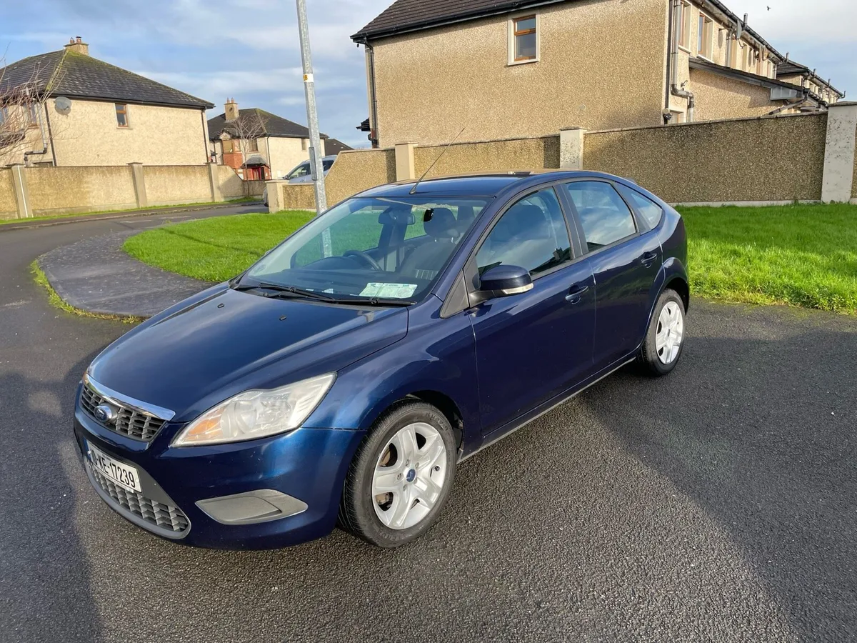 FORD FOCUS1.6 TDCI 2010 year - Image 2
