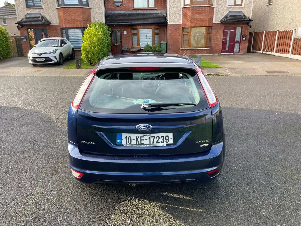 FORD FOCUS1.6 TDCI 2010 year - Image 4
