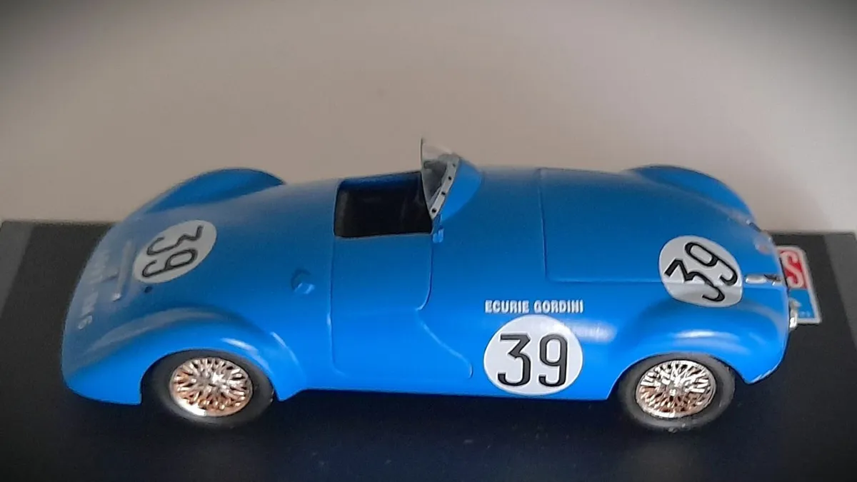 Collectable Diecast Model 1:43–Simca 8 Gordini '39 - Image 4