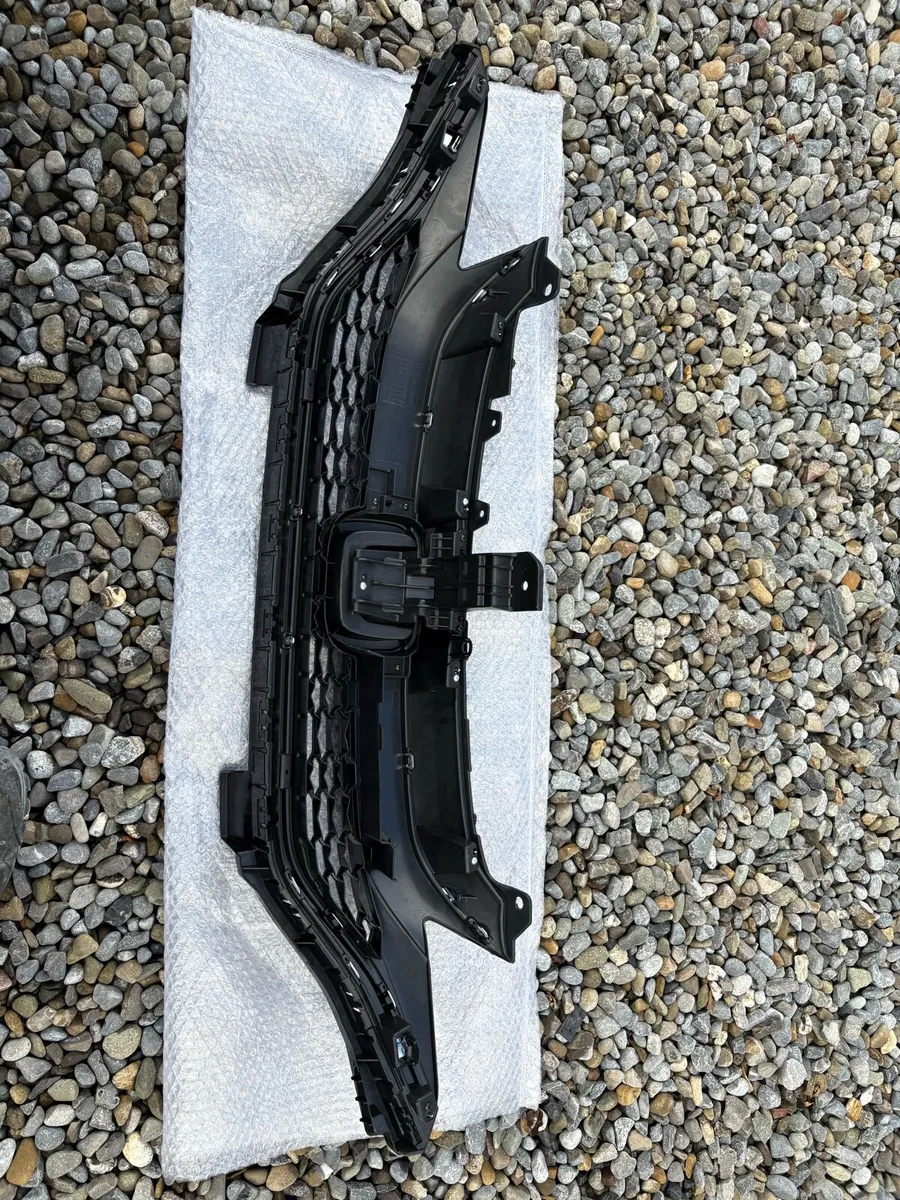 Honda fit grill - Image 2