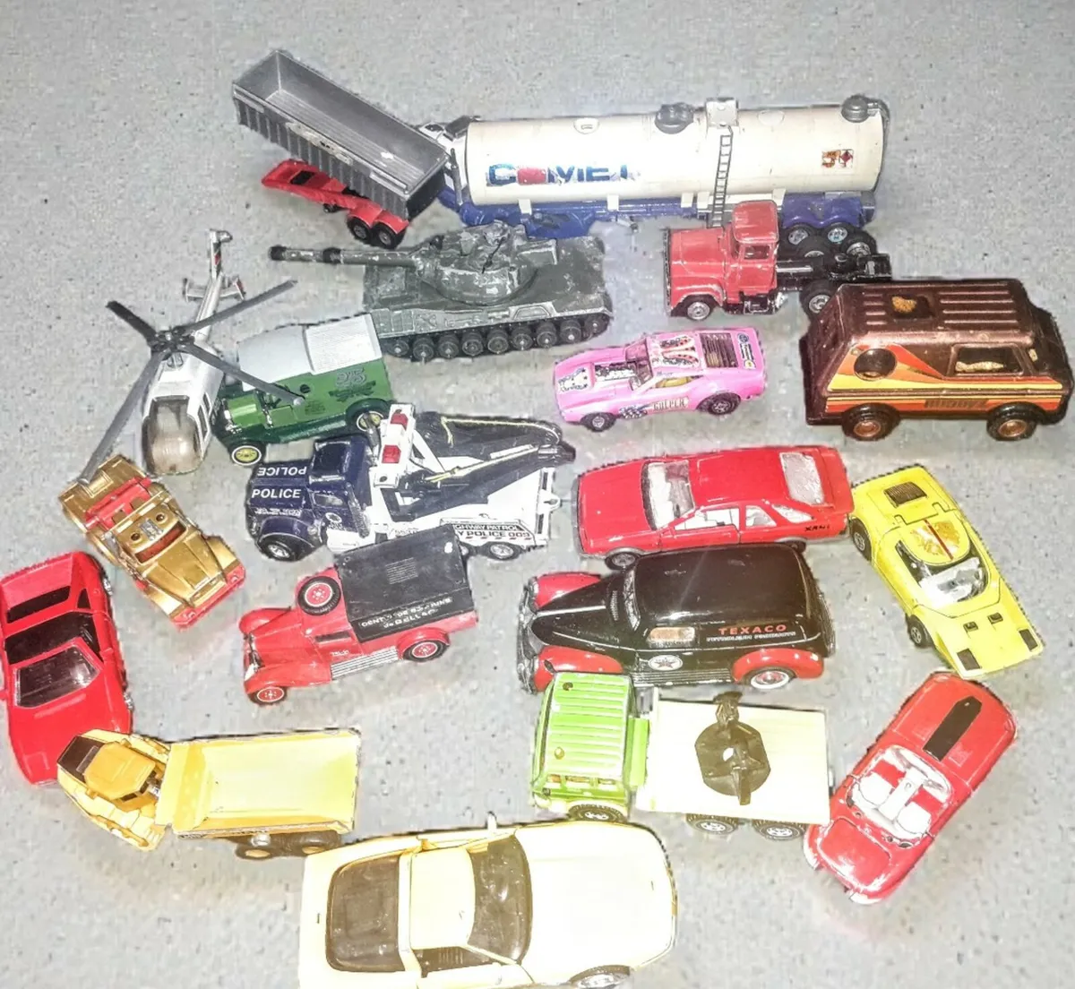 Large bundle of die-cast cars,Dinkytank,helicopter - Image 3