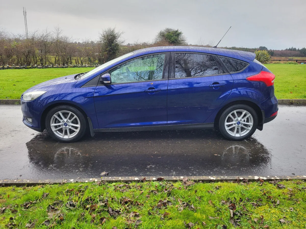 Ford Focus  1.6    Diesel - Image 3