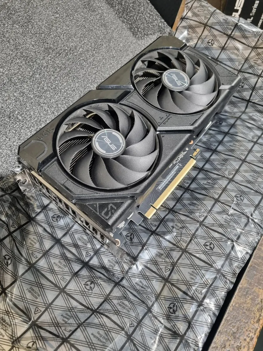 Asus Rtx 4070 Super - Image 3