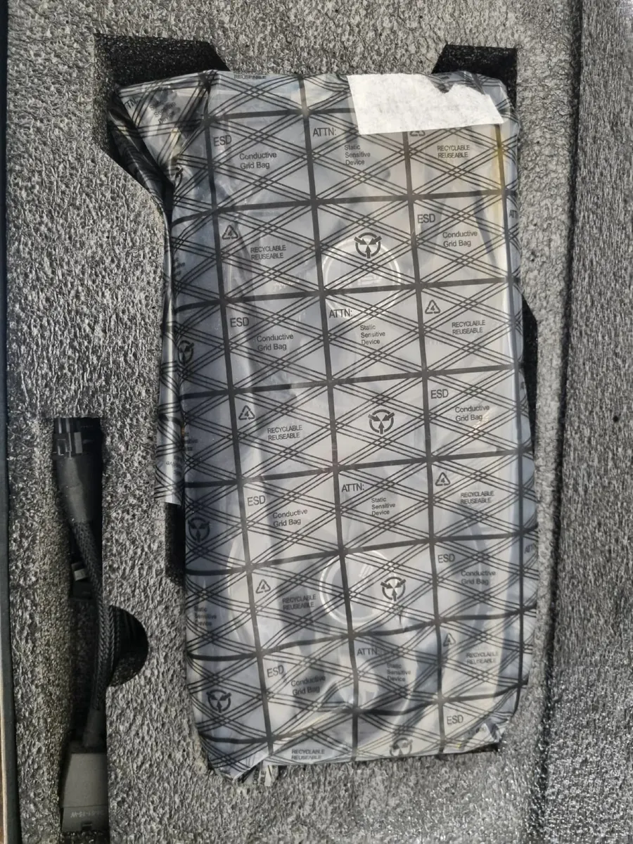 Asus Rtx 4070 Super - Image 4