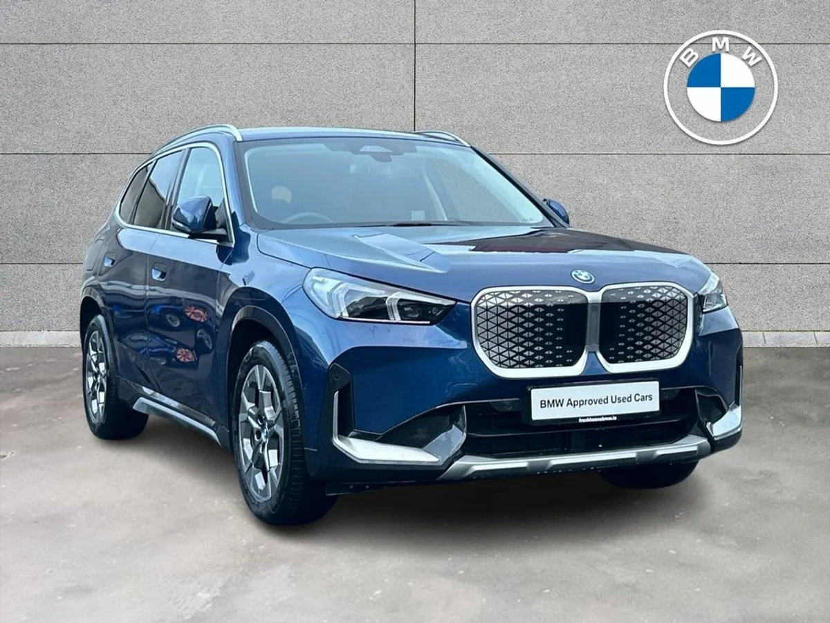 BMW iX1 eDrive20 xLine - Image 1