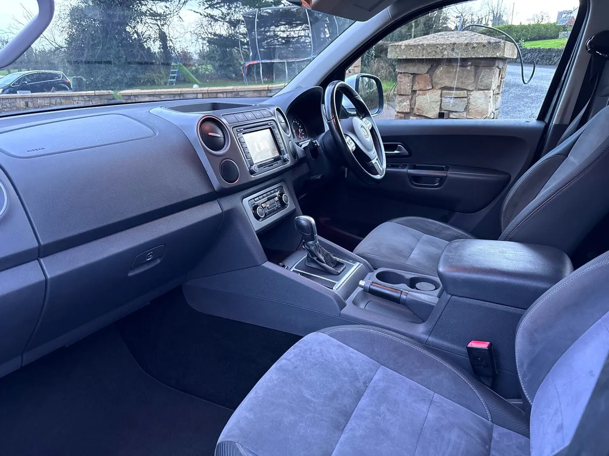 Volkswagen Amarok BlueMotion Tech Ultimate - Image 4