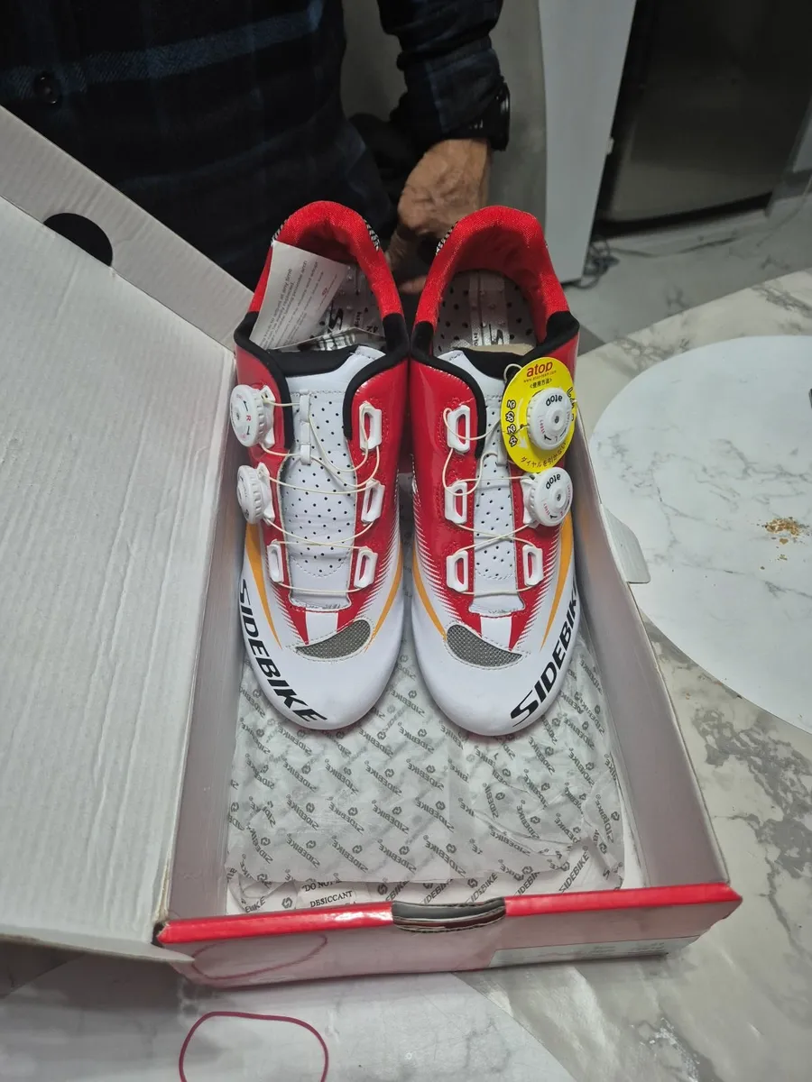 Bike shoes - Image 1