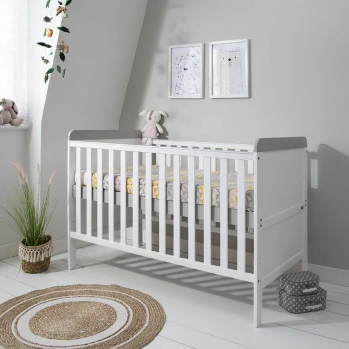 Tutti Bambino Cot and toddler bed
