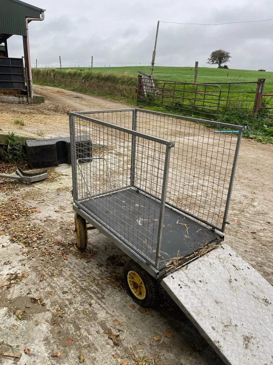 Calf transporter - Image 2