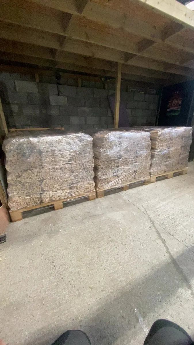 Bags of kindling - Image 2