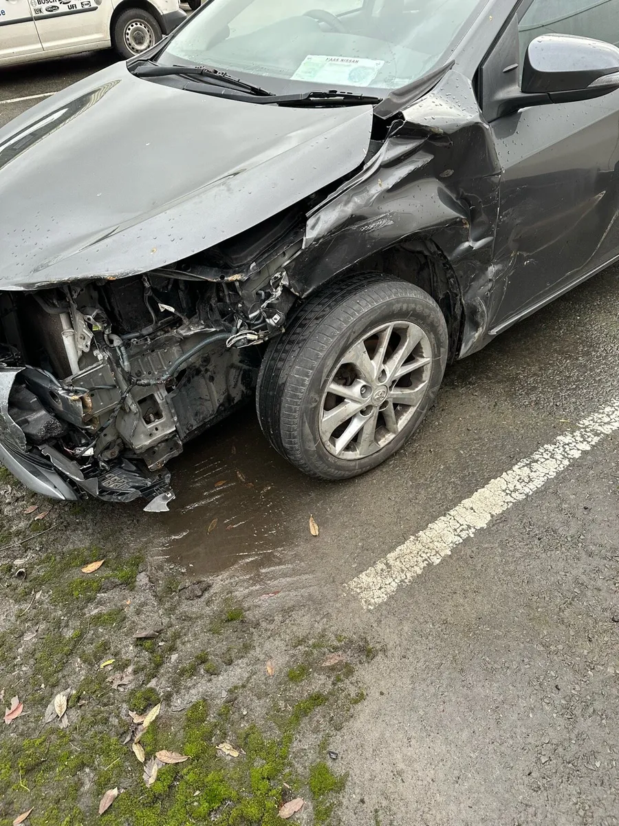 2015 Toyota Corolla 1.4d4d - Image 4