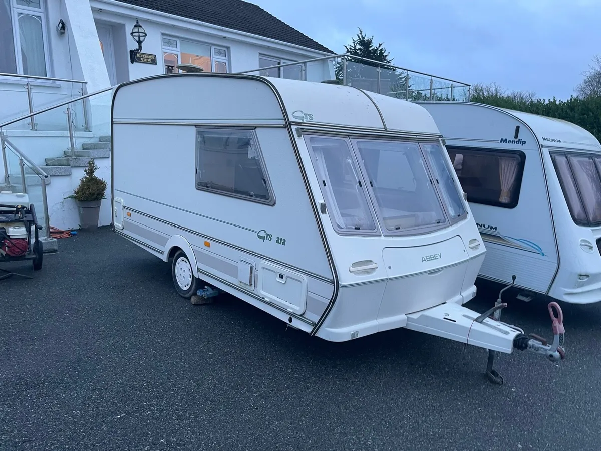 2 birth 650kg caravan - Image 2