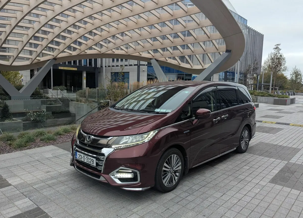 2020 Honda Odyssey Auto Hybrid Electric 7 Seater - Image 2