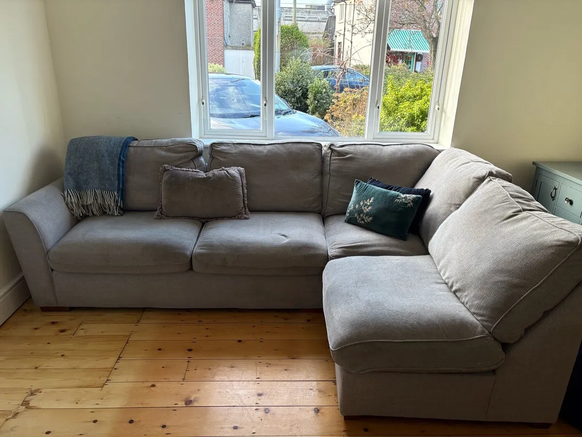 Corner suite - Image 1