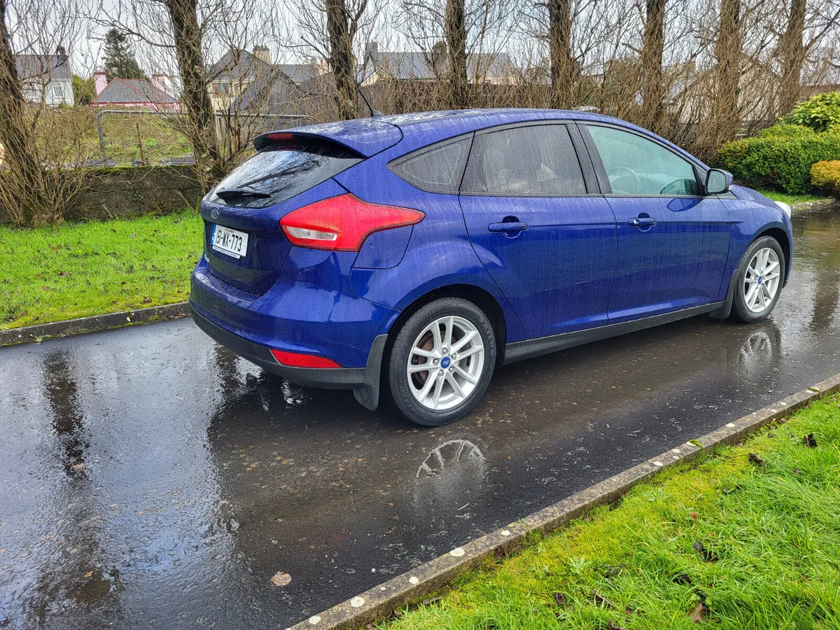 Ford Focus  1.6    Diesel - Image 2