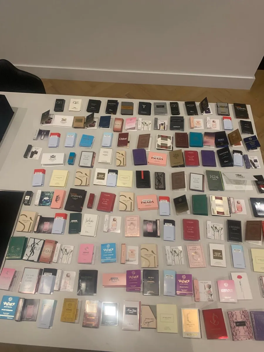 Mini perfume selection mystery bundle - Image 1