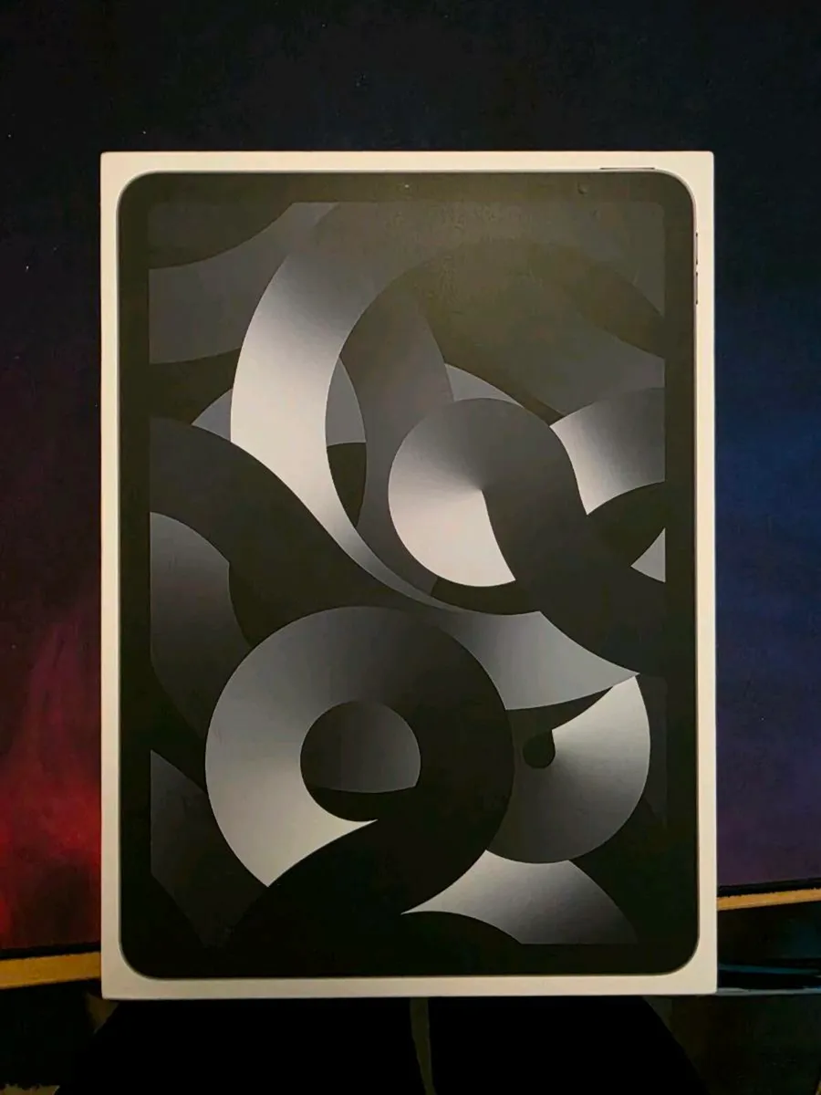 ipad Air 5 M1 64 Gig Space Grey - Image 1