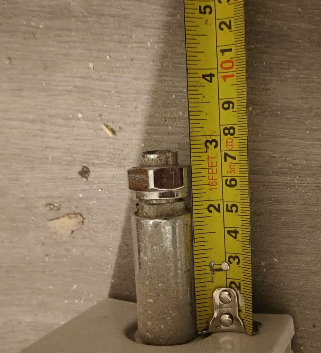 Radiator heater 110 lenght 120 centers - Image 3