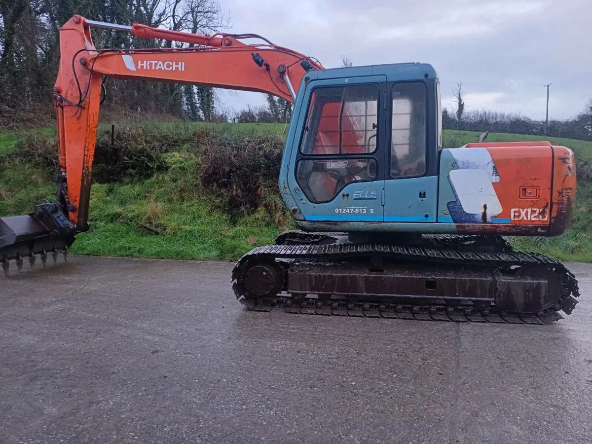 Hitachi EX120-3 - Image 1