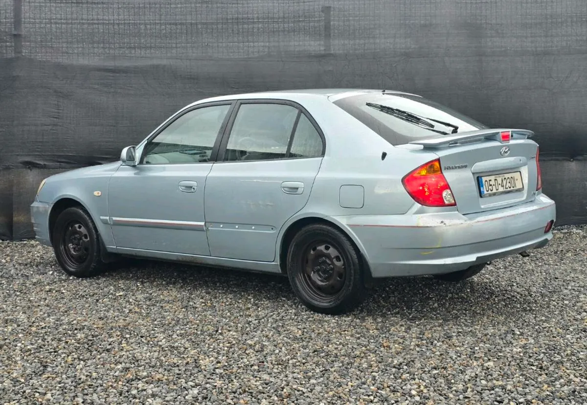2005 Hyundai Accent 1.3 Automatic - Image 4