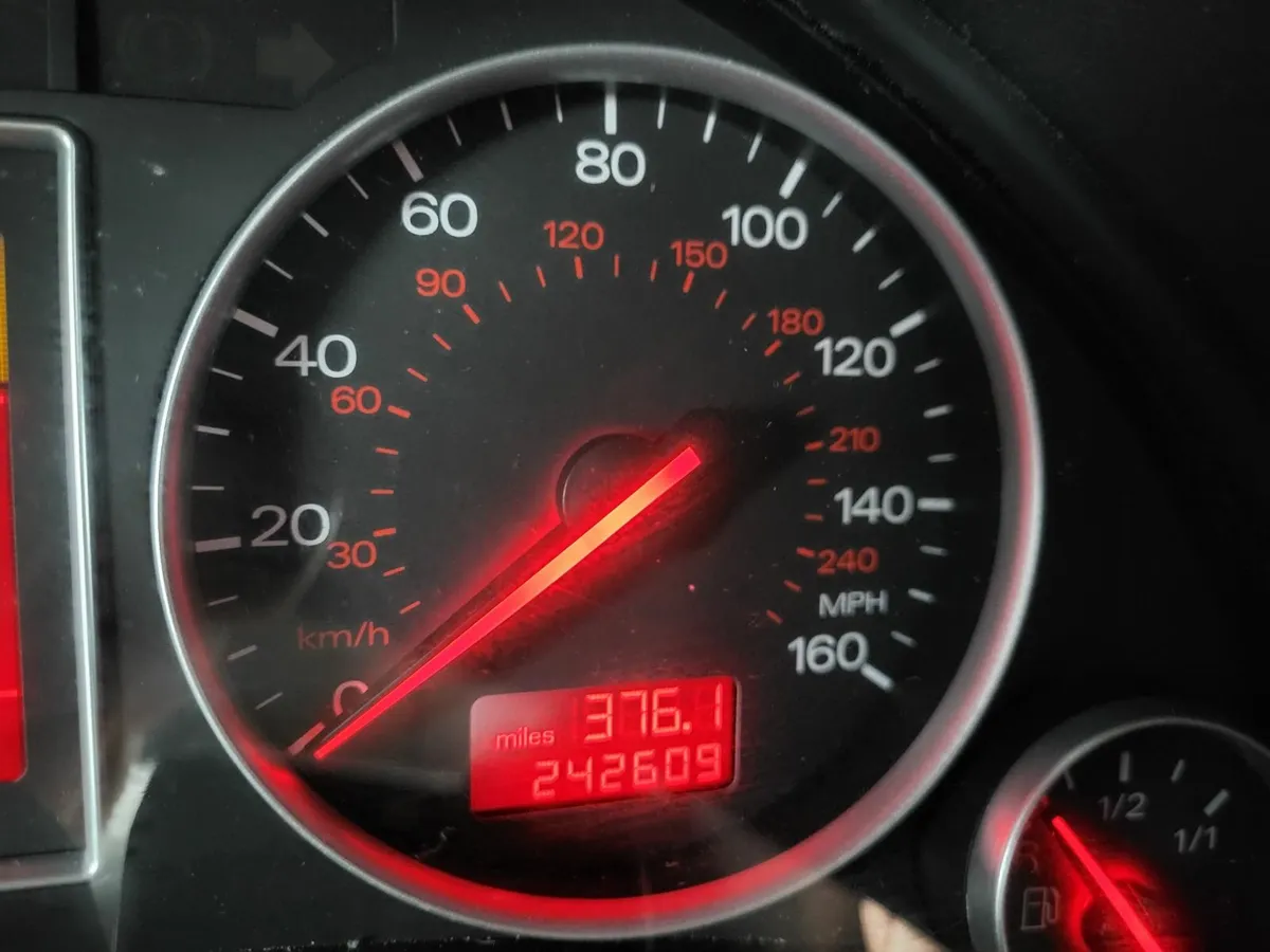 Audi A4 2003 - Image 3