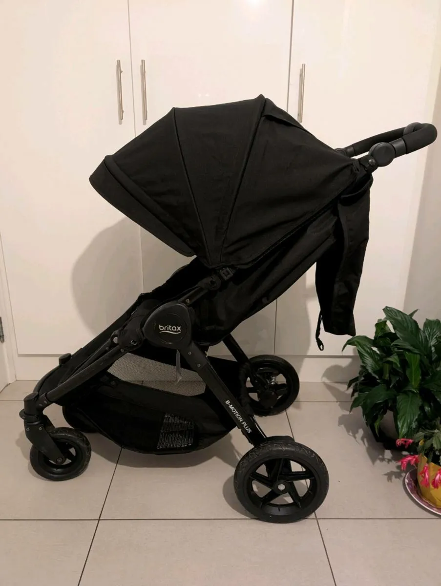 Britax B Motion Plus 4 Stroller/Buggy - Image 1