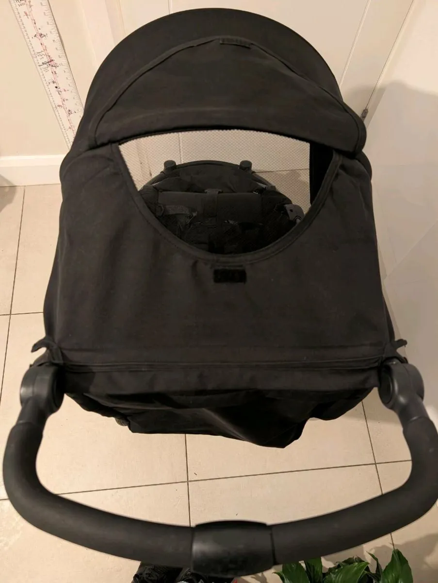 Britax B Motion Plus 4 Stroller/Buggy - Image 2