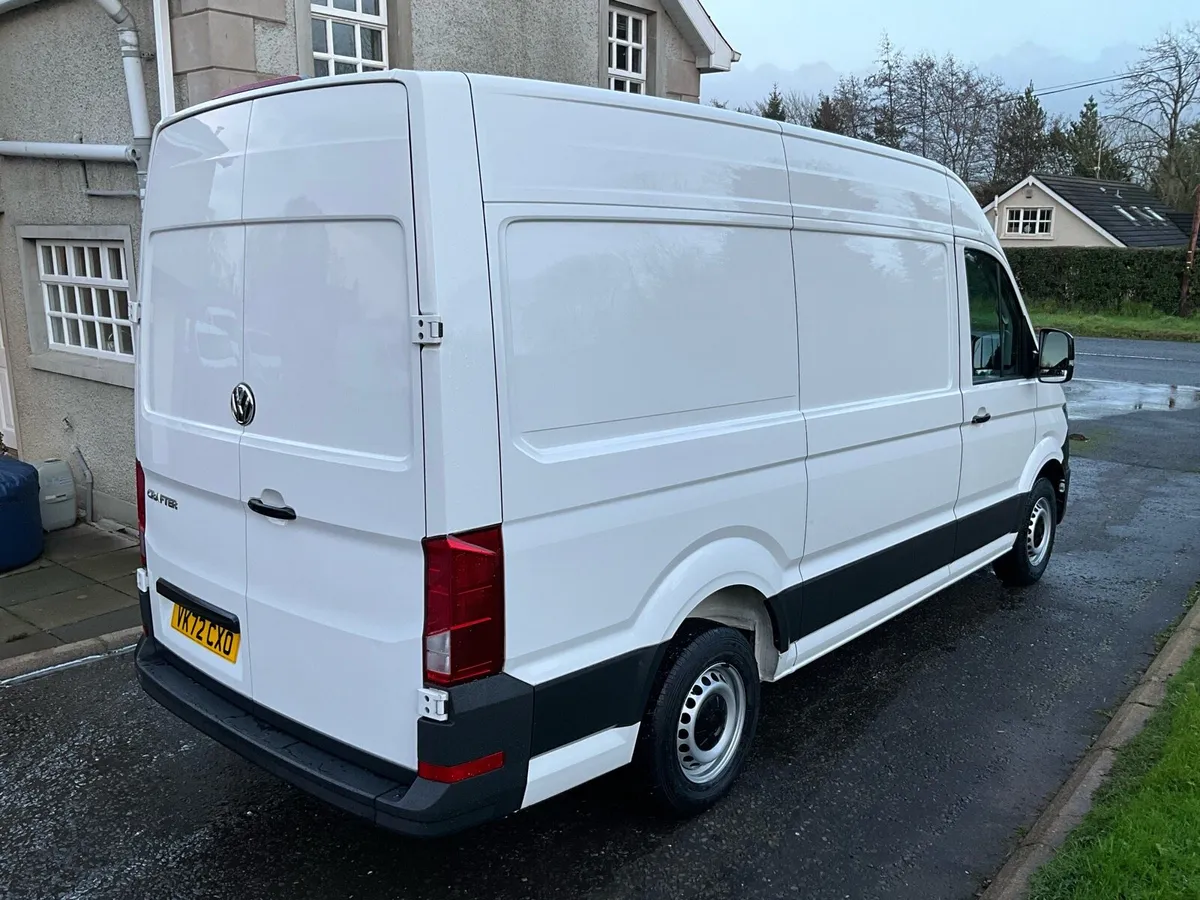 215 VRT 2022 VW CRAFTER MWB - Image 3