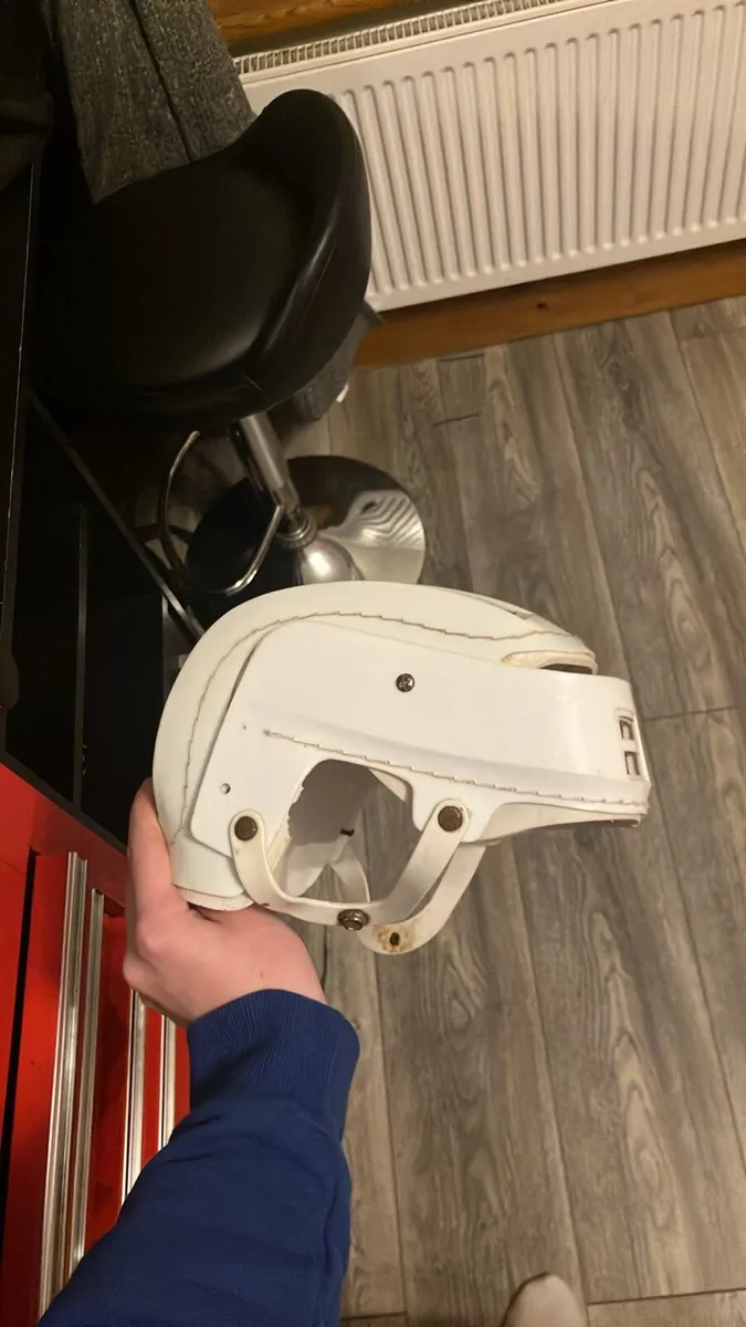 Old style Hurling helmet - Image 2