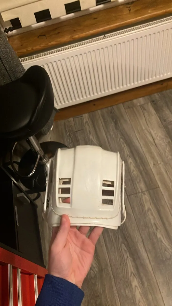 Old style Hurling helmet - Image 3