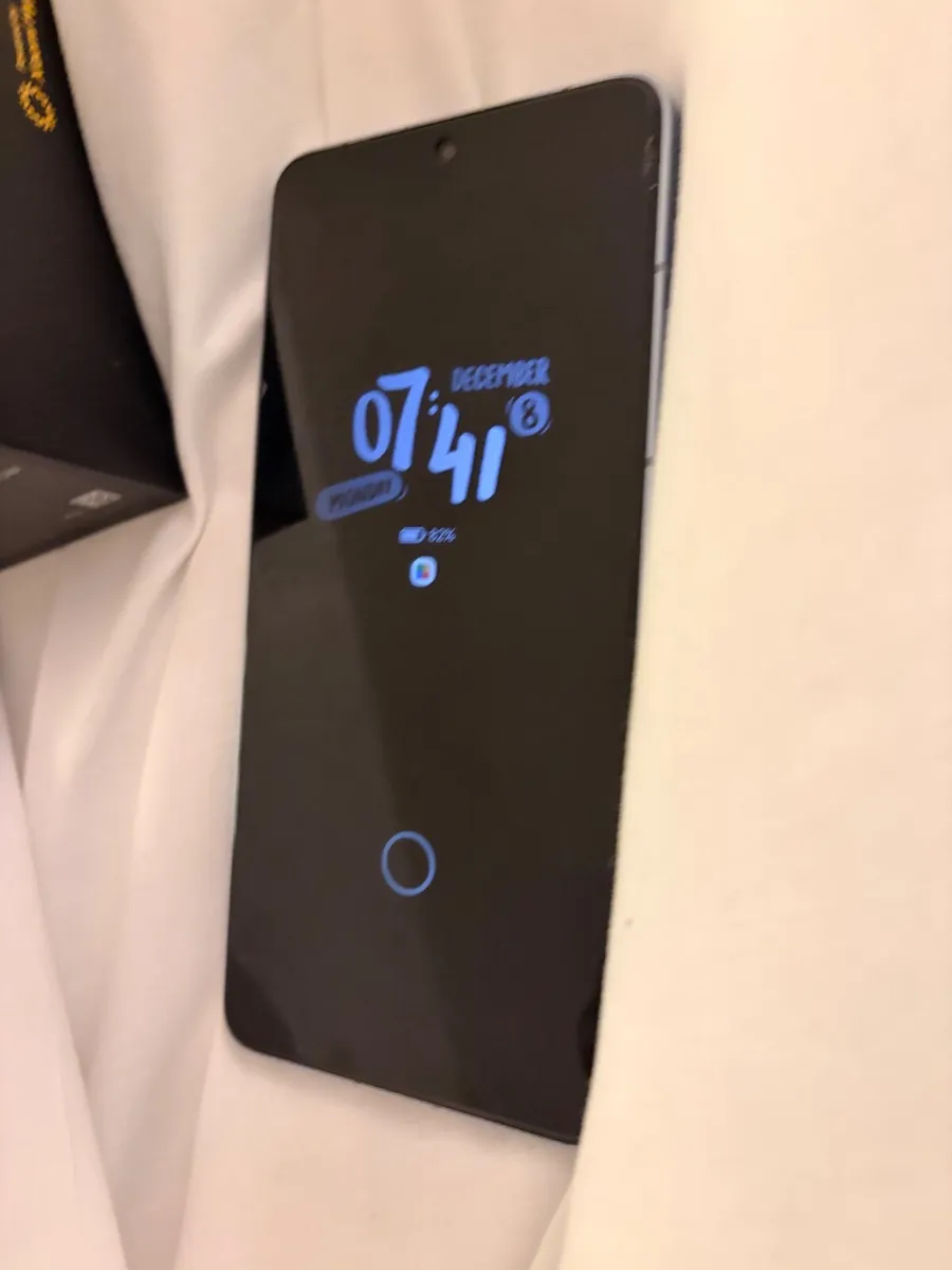 Poco F7 pro 12gb/256gb dual sim - Image 3