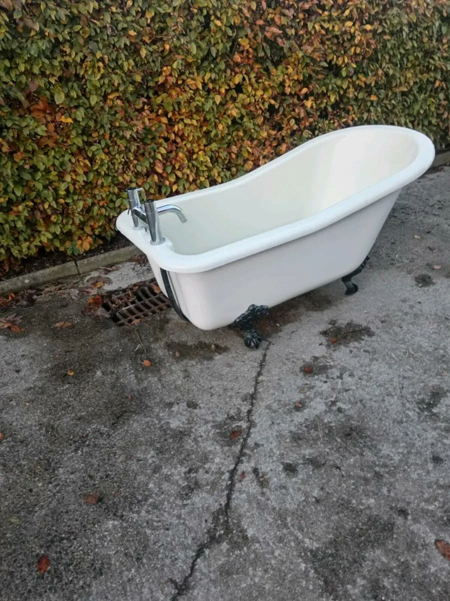 Freestanding bath - Image 2