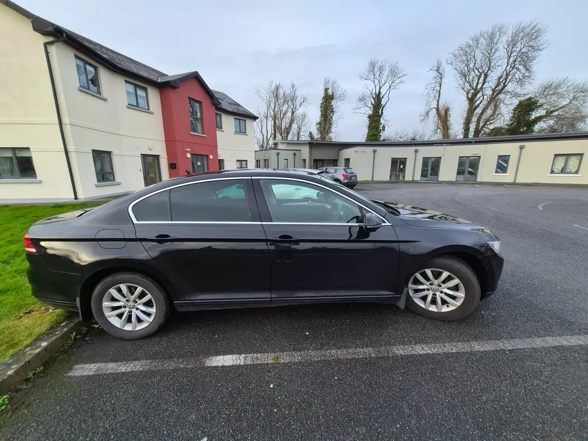 Volkswagen Passat 2016 - Image 4