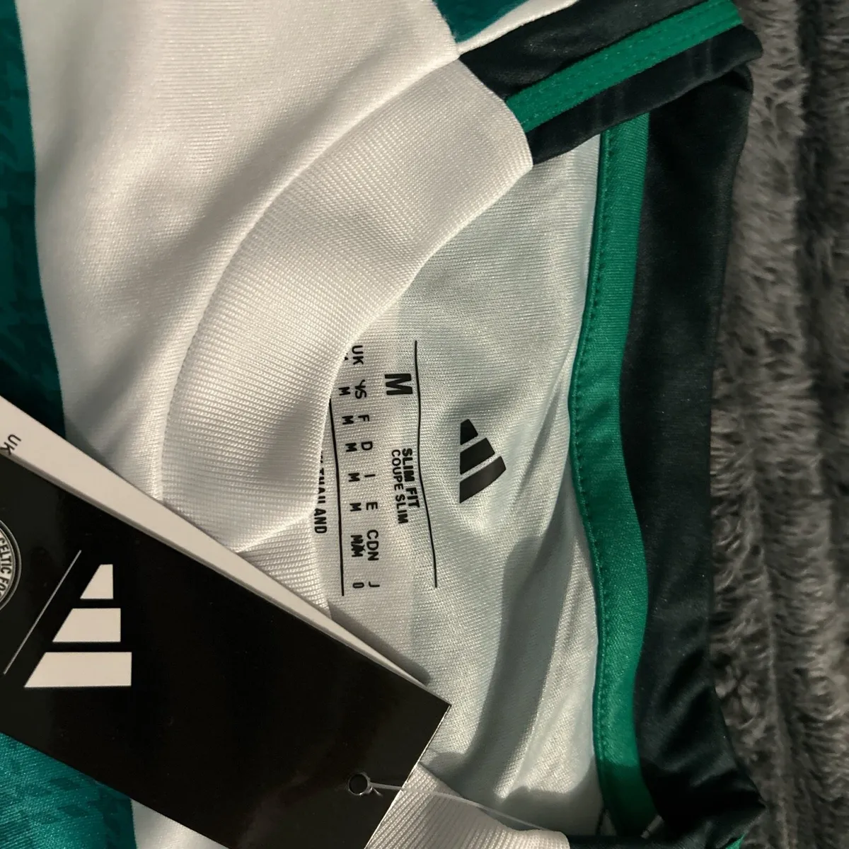 Glasgow Celtic home jersey 25/26 - Image 2