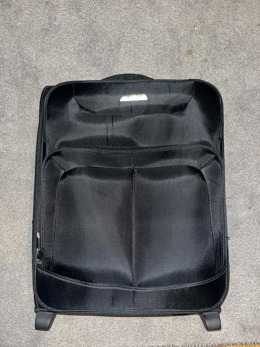 Aerolite suitcase - Image 1