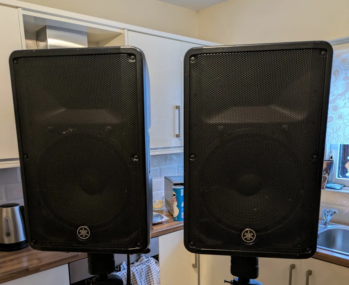 Yamaha DBR-15 Active Speakers. - Image 1