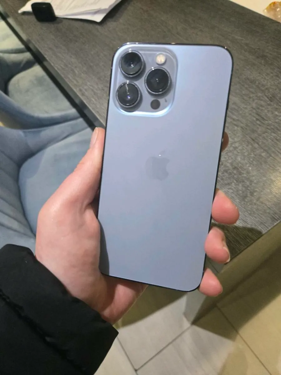 IPhone 13 pro 128GB - Image 1