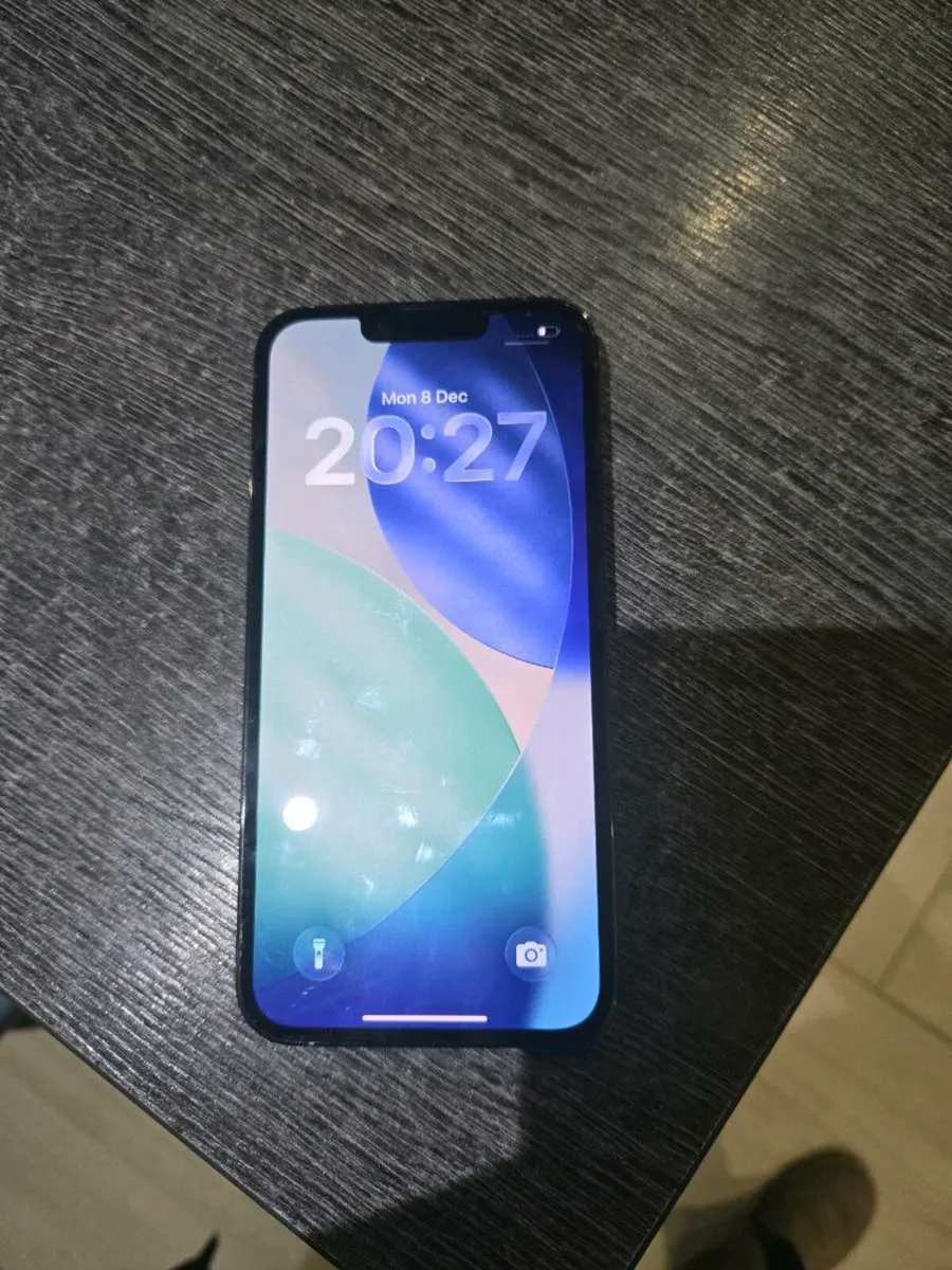 IPhone 13 pro 128GB - Image 3