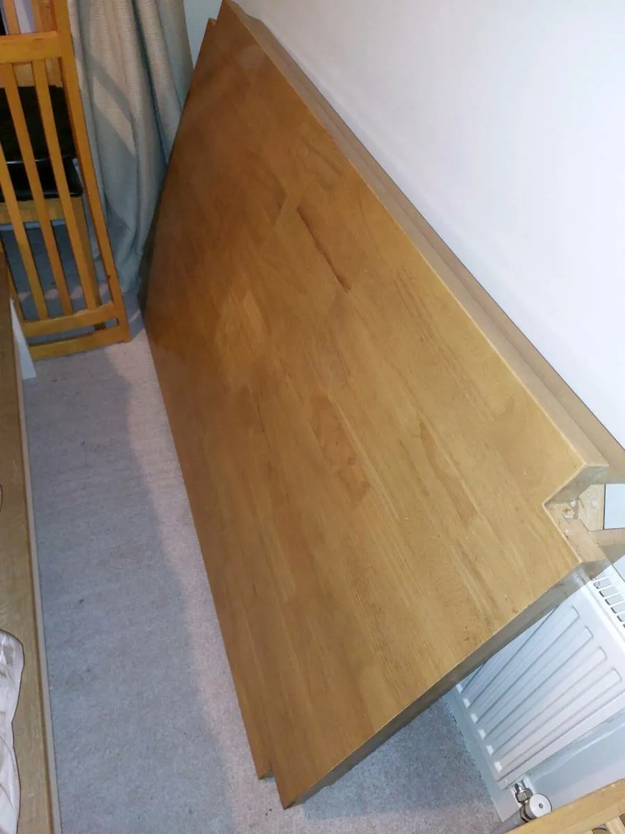 Dining Table and six chairs - Image 4