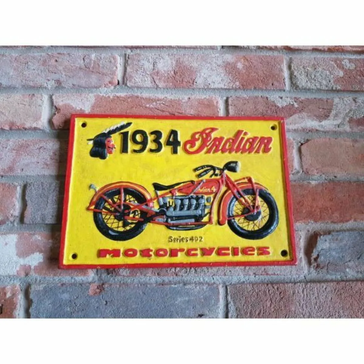Indian Motorcycle – Yellow – HS195