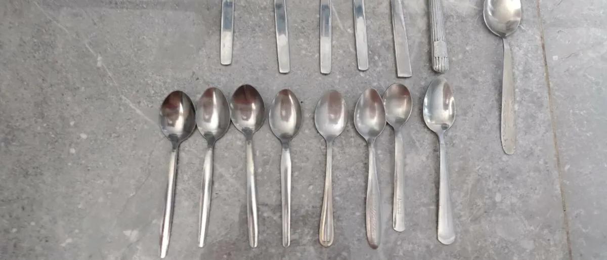 Mix of cutlery - Image 2
